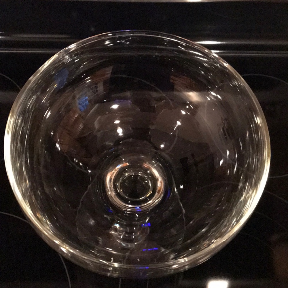 Giant Wine Glass Bowl - Picture 6 of 8